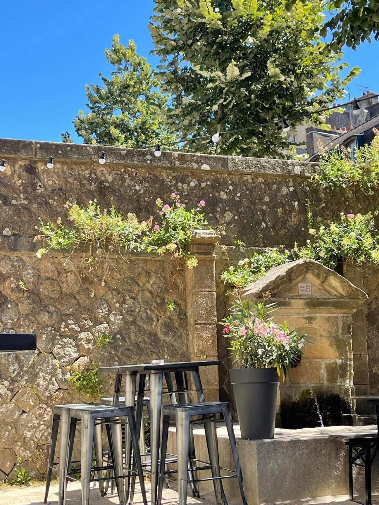 Le Patio, Coeur De Ville Avec Garage Et Jardin Vannes Exterior foto